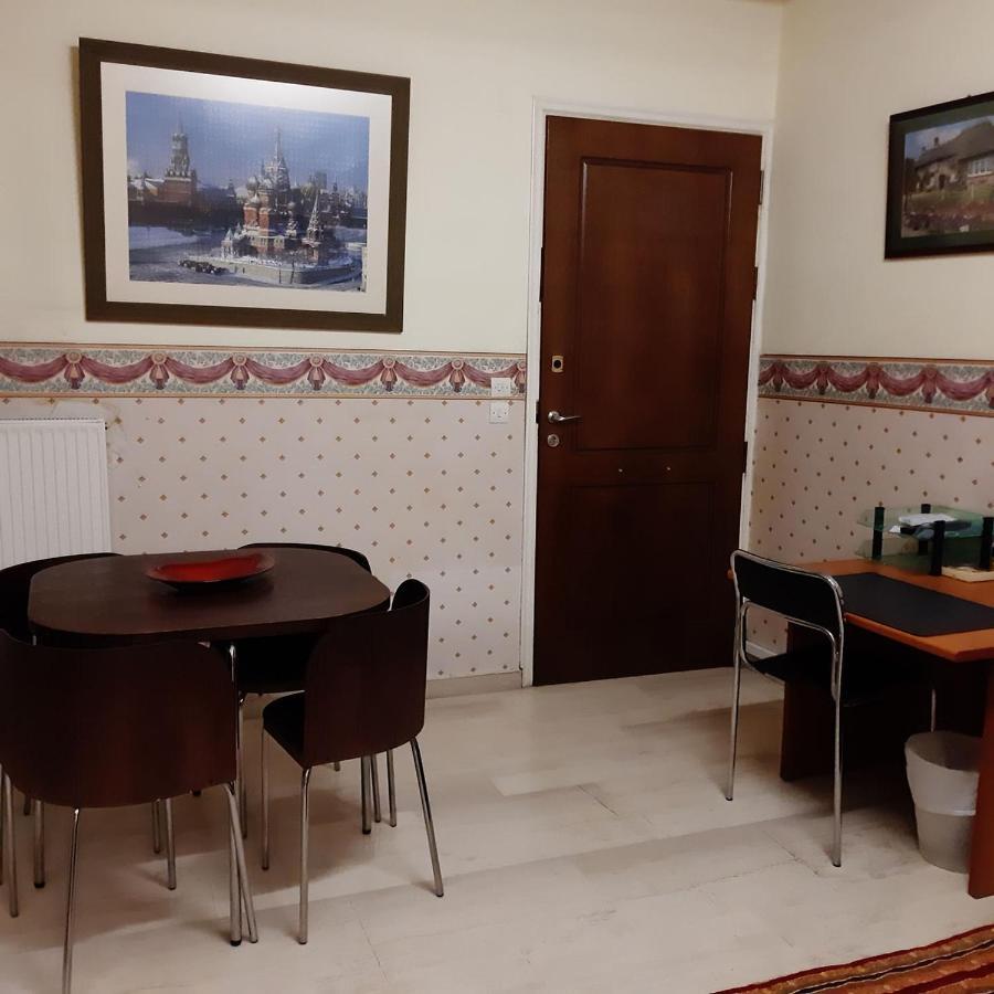 טריפוליס Διαμέρισμα Στο Κέντρο Της Πόλης מראה חיצוני תמונה